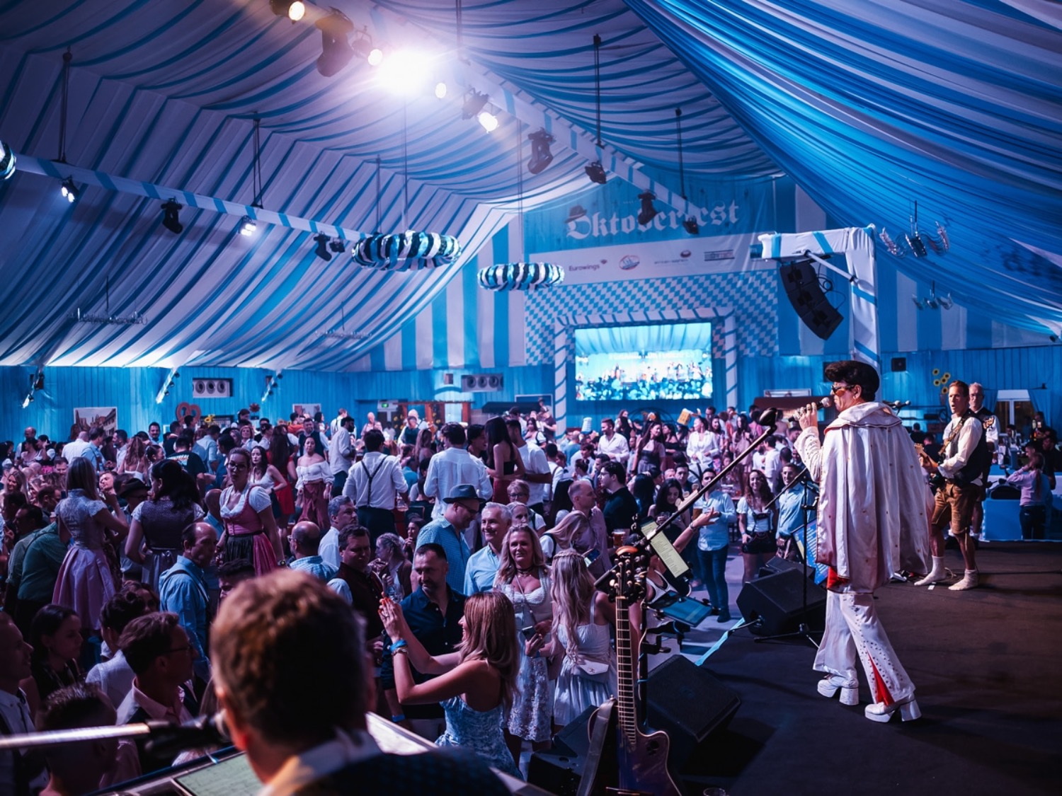 Oktoberfest im Grand Hyatt Dubai: Bayerische Tradition trifft arabische Gastfreundschaft | Die Geissens Real Estate | Luxus Immobilien mit Carmen und Robert Geiss – Die Geissens in Dubai